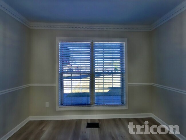 Building Photo - 6009 Plateau Ct