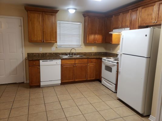 Building Photo - 16017 Abilene St