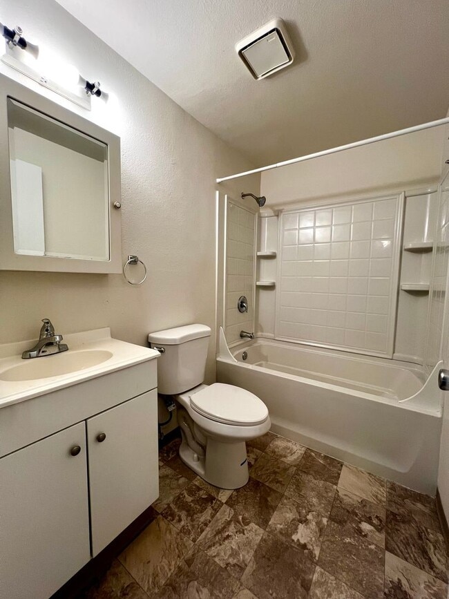 Building Photo - 4212 S 3rd St