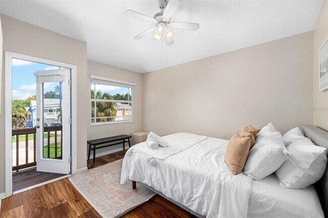 Building Photo - 506 Oceanview Ave