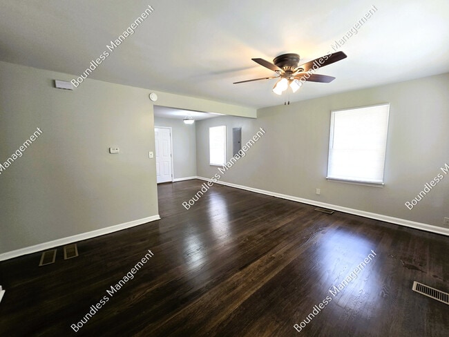 Building Photo - 2169 Rexford Dr
