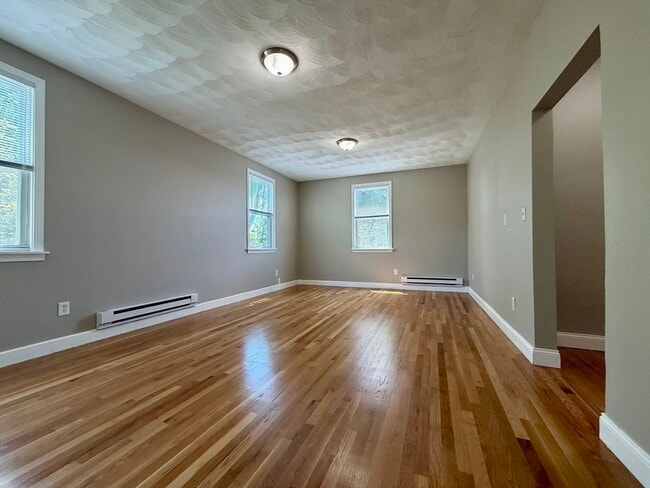 Building Photo - 630 Metropolitan Ave
