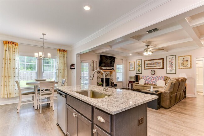 Building Photo - 6051 Big Pond Trl