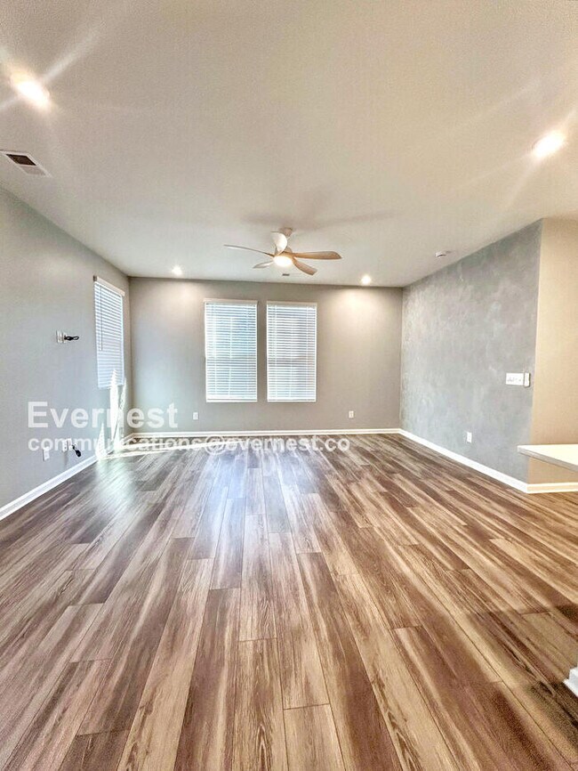 Building Photo - 9226 Northfield Crossing Dr