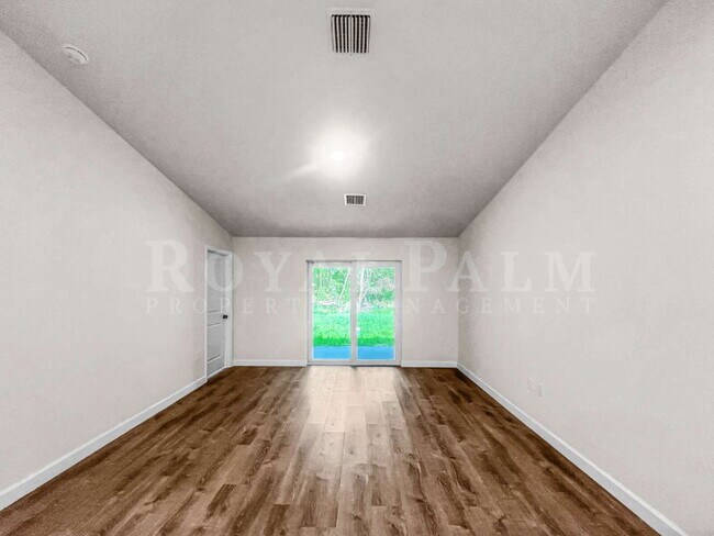 Building Photo - Spacious 3BR/2BA Duplex in Lehigh Acres & $500 Off Your First Month If You Apply by Aug 20th!