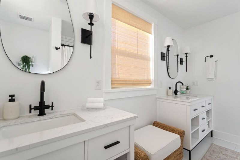 Building Photo - 1145 North Blvd