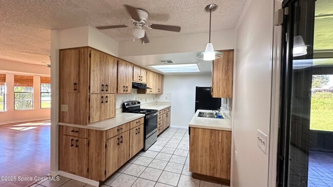 Building Photo - 3807 Jupiter Blvd SE