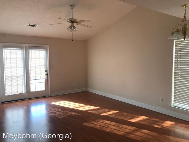 Building Photo - 3 br, 3 bath House - 327 Whitney Place