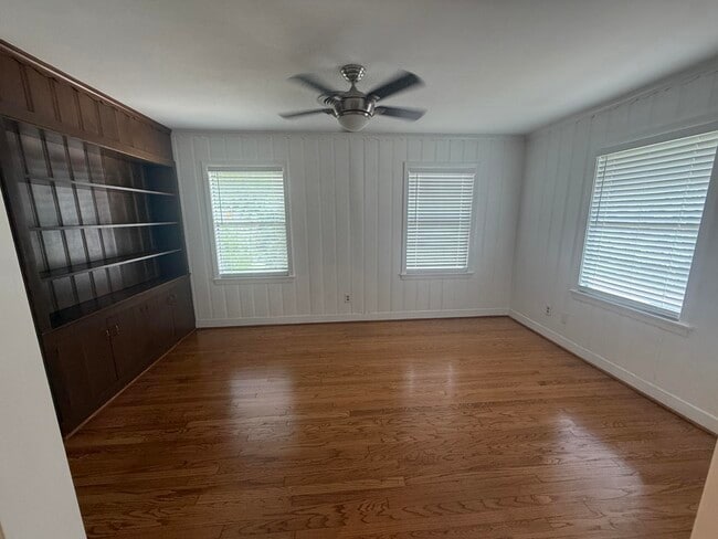 Building Photo - 4114 Norfolk St