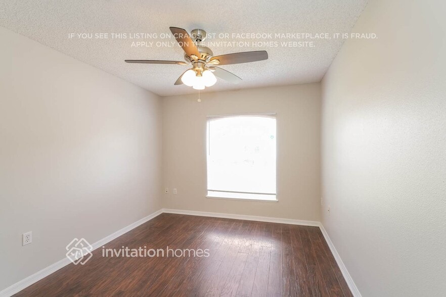 Building Photo - 17037 Holmby Ct
