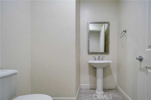 Building Photo - 120 Nest Pine