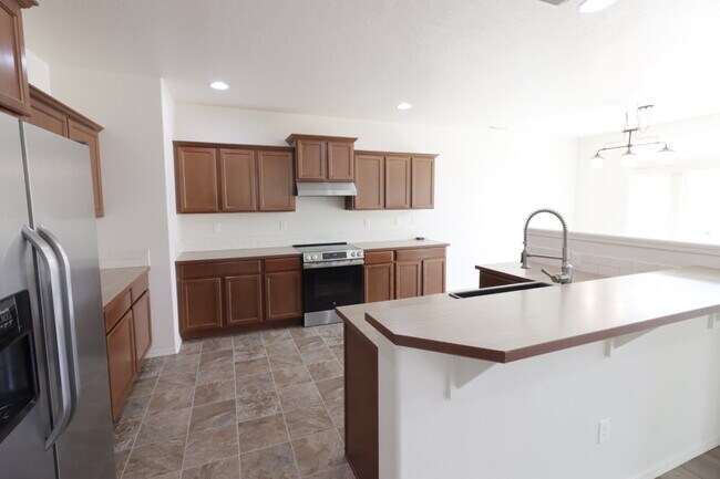 Building Photo - Live Large in Obsidian Trails — Where Comf...