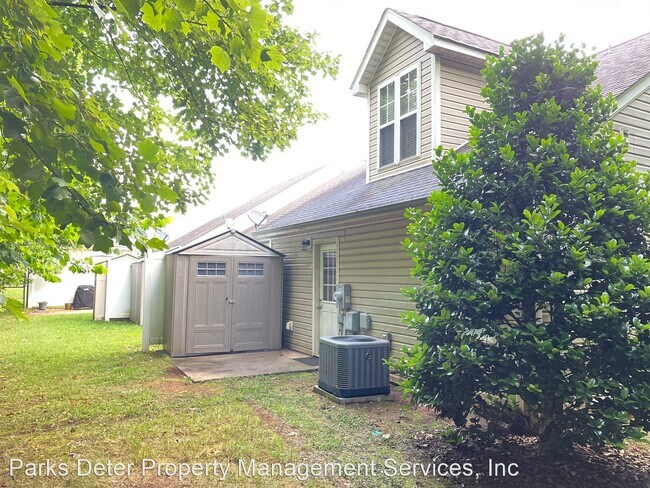 Building Photo - 3 br, 2 bath House - 889 Valiant Drive