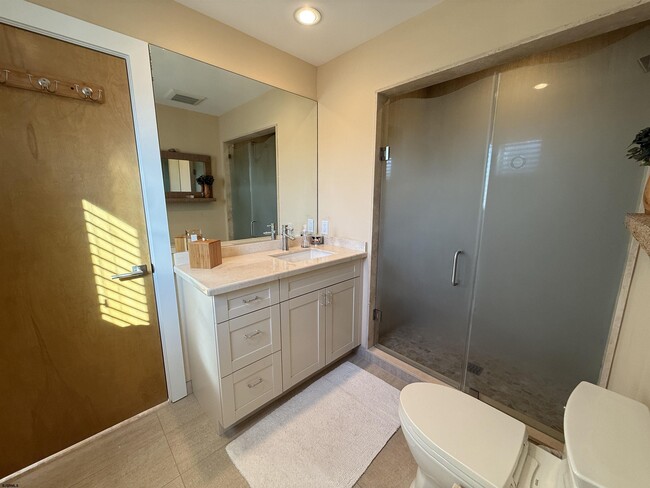 Building Photo - 103 S Andover Ave