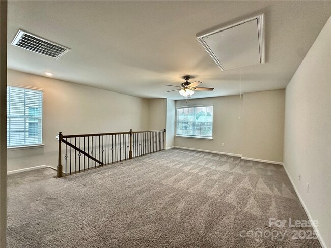 Building Photo - 389 Runner Stone Ln