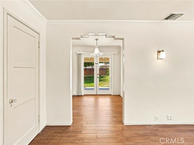 Building Photo - 431 N Fairview St