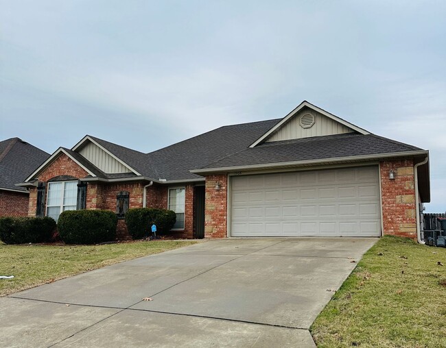 Primary Photo - $2,200.00 Move-in-Special