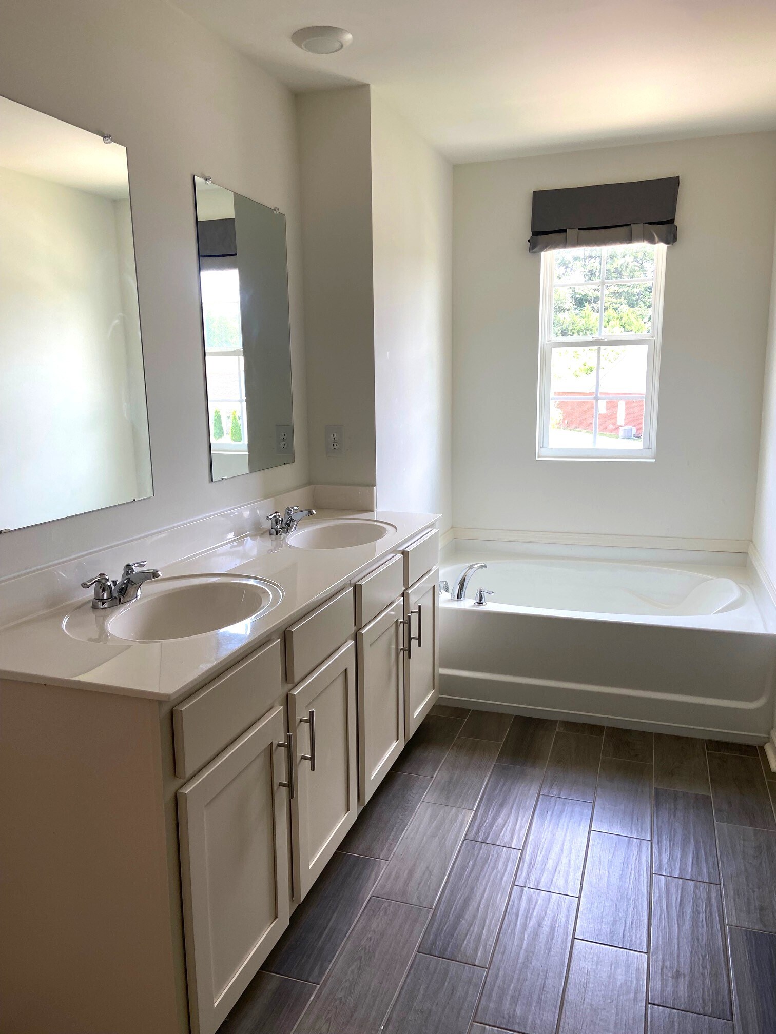 Building Photo - 7044 Turnberry Highlands Cv