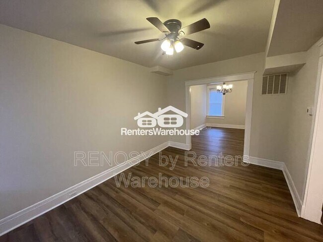 Building Photo - 2855 W Cold Spring Ln