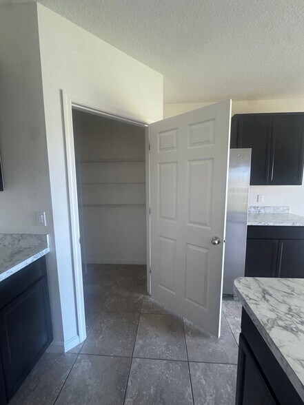 Building Photo - 3222 Trinity Cir