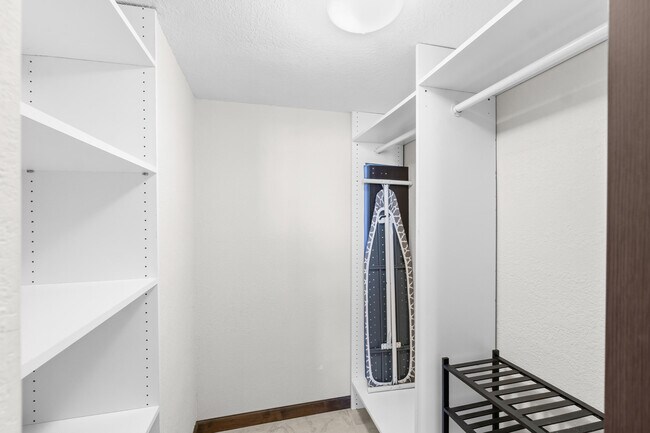 Building Photo - 2400 DC Country Club Boulevard