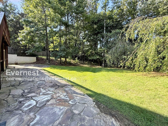 Building Photo - 1119 Hardwood Cove Rd