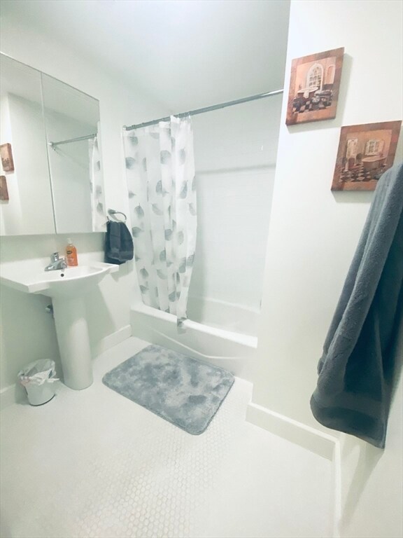 Building Photo - 1776 Beacon St