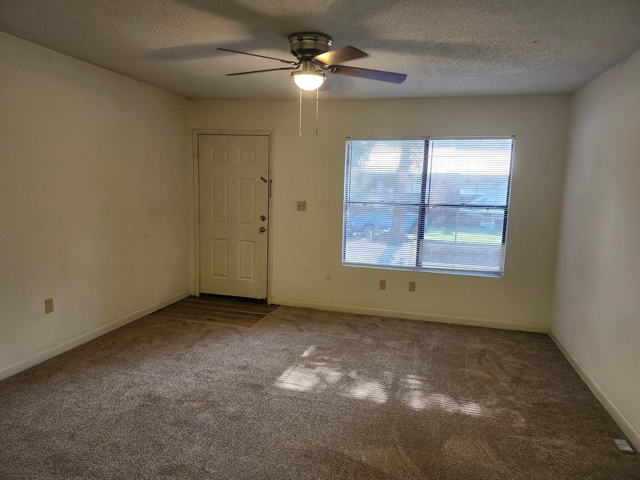 Living room area - 44 5th Ave