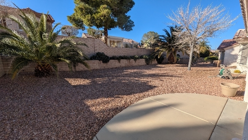 Building Photo - 2549 Lotus Hill Dr