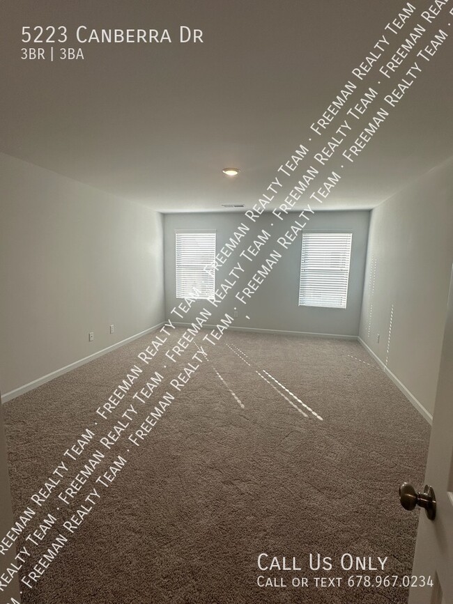 Building Photo - 5223 Canberra Drive