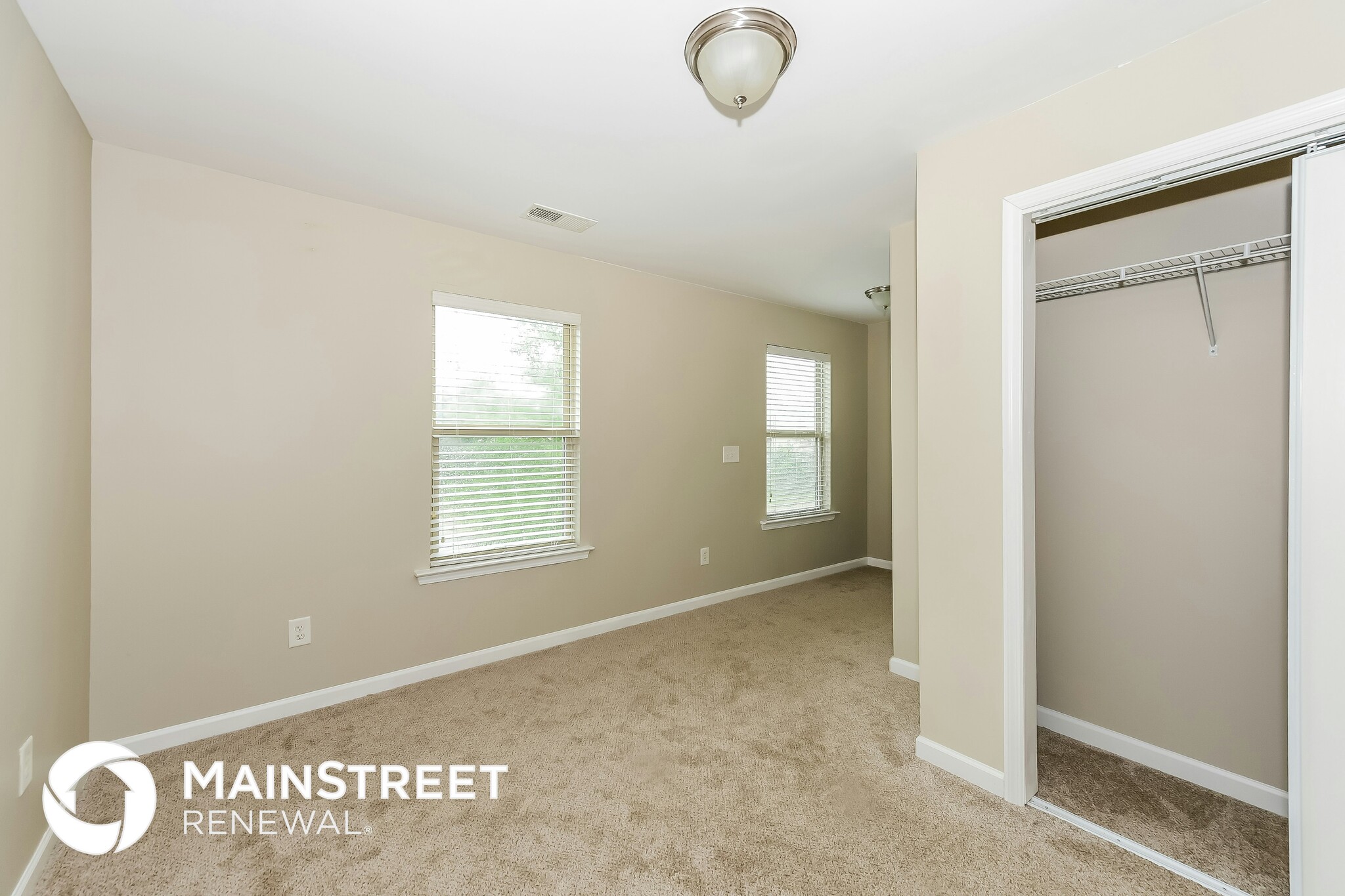 Building Photo - 141 Union Station Dr