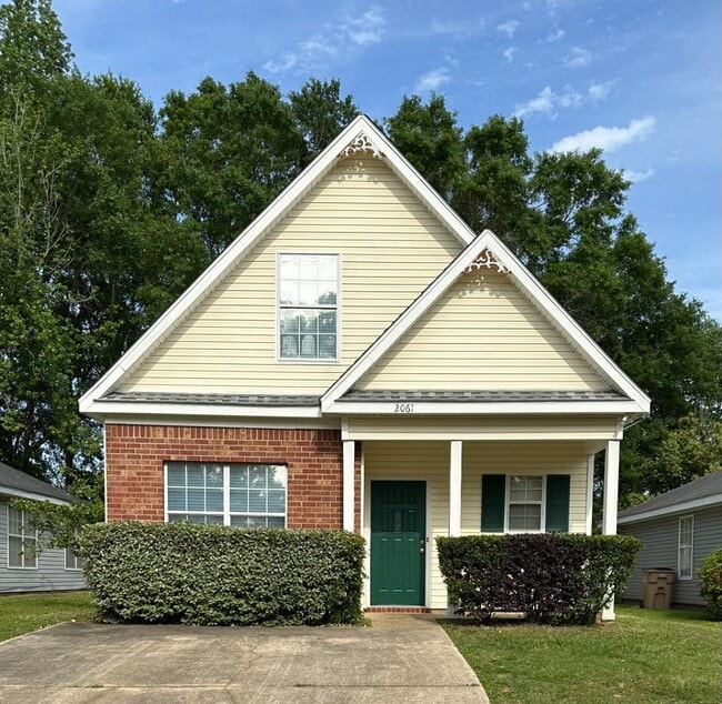 Primary Photo - 2061 Laurel Oak Ct