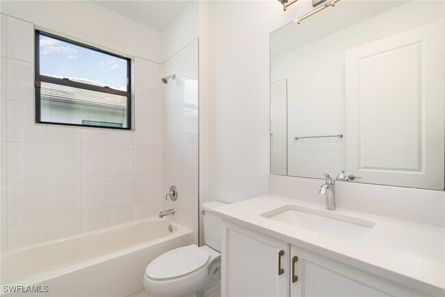 Building Photo - 20115 Camellia Crosse Ln