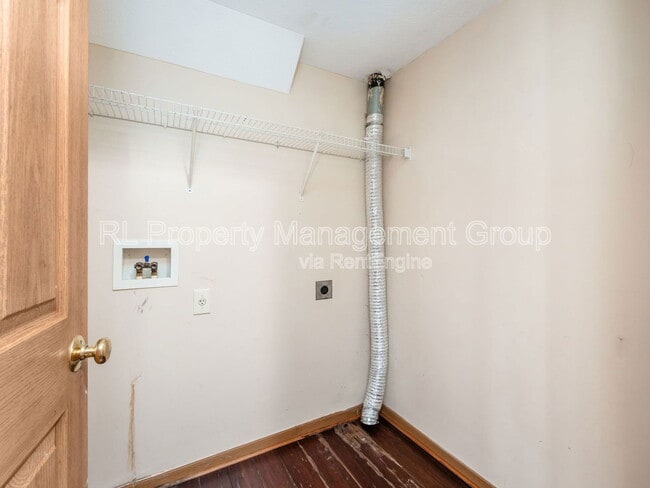 Building Photo - 3152 Thorndyke St