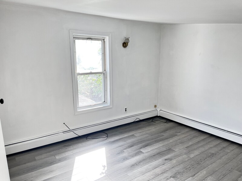 Building Photo - 10 E Carroll St