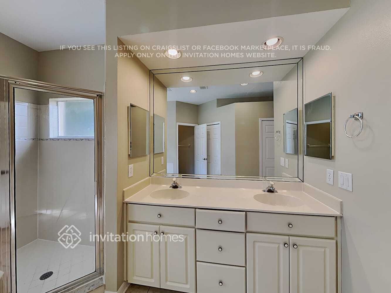 Building Photo - 9424 Clover Glen Dr