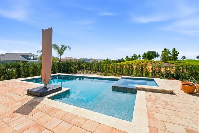 Building Photo - 16312 Volterra Point