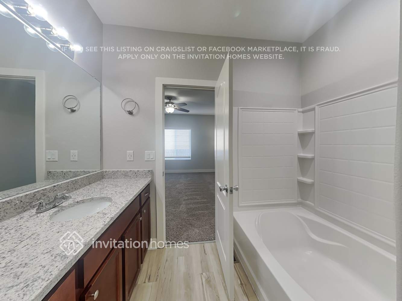 Building Photo - 583 Solano Dr