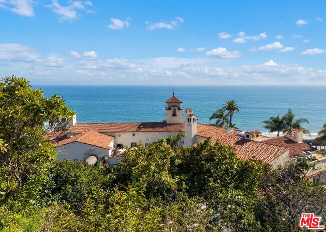 Building Photo - 382 Aderno Way