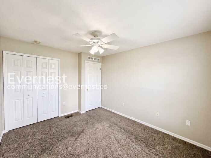 Building Photo - 3823 Exeter Ln