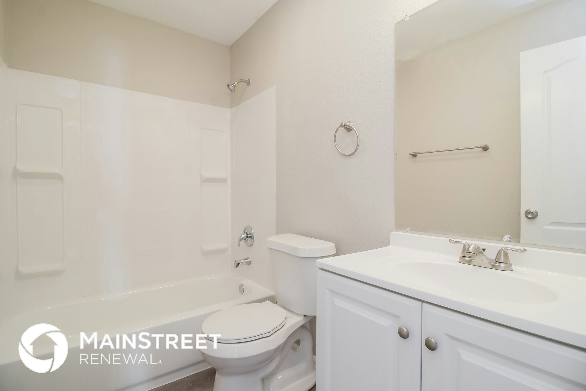 Building Photo - 1040 Scenic View Cir