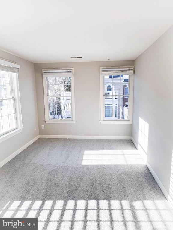 Building Photo - 7761 Legere Ct