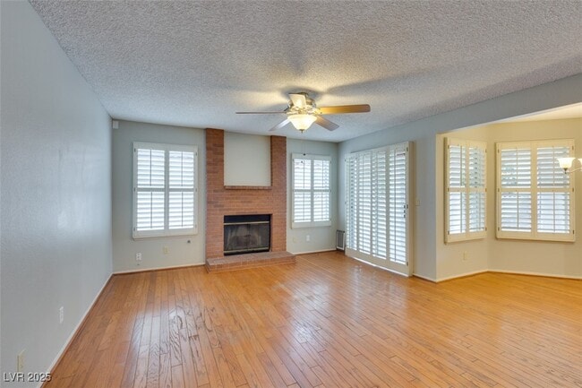 Building Photo - 292 Kershner Ct