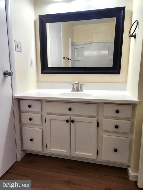 Building Photo - 91 Grant Ln