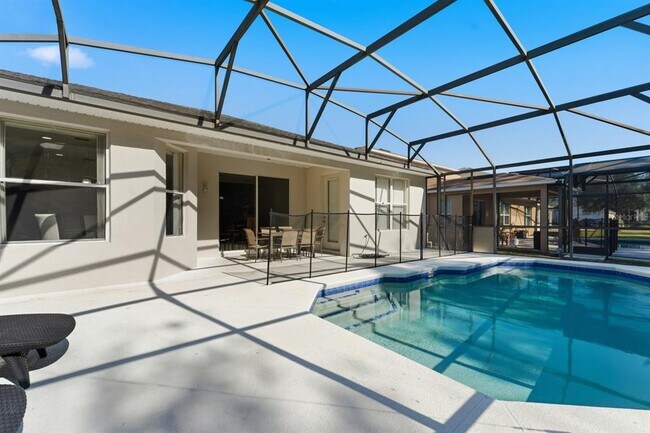 Building Photo - 4704 Blue Diamond St