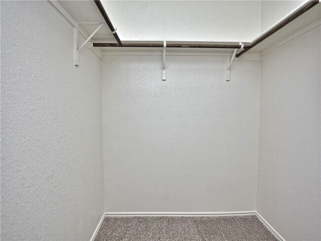 Building Photo - 21413 Wilmiller Ln