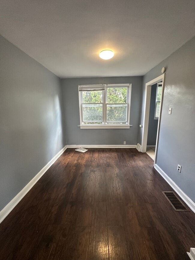 Building Photo - 6646 Perry Ave