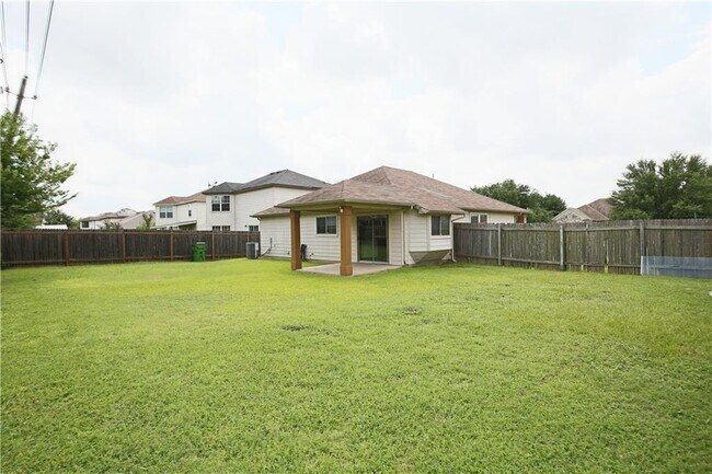Building Photo - 1153 Apollo Cir