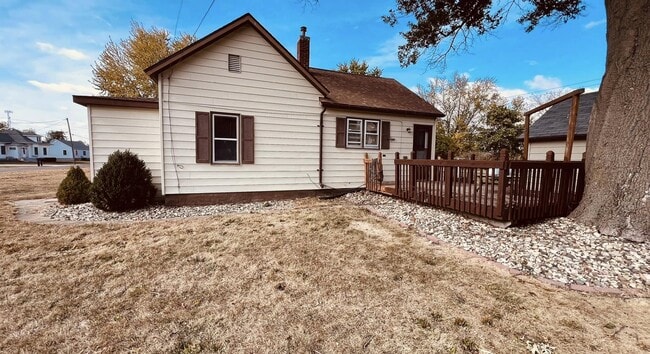 Primary Photo - 407 Patterson St