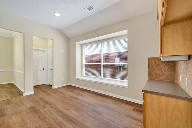 Building Photo - 16719 Bishop Knoll Ln